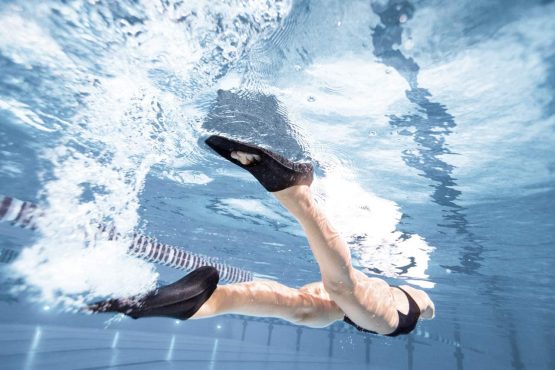 Arena Power Swimming Fin-Acid Lime/Black, Size 35-36 - Image 4