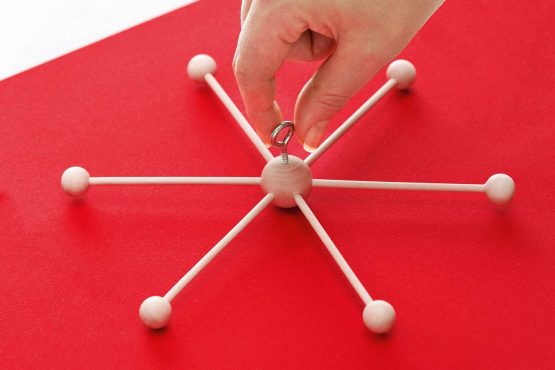 Folia 2280 Wooden Star with 6 arms to Clip Together with Metal Hooks for Hanging, Diameter Approx. 22 cm, Ideal for DIY mobiles, Wood - Image 3