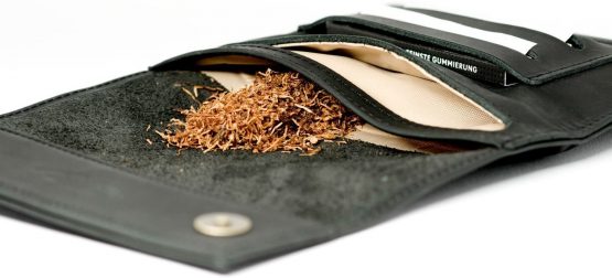 COMARI Leather Tobacco Pouch | Double-Paper & Filter Compartment | Magnetic Fastener | Free Greengo Tobacco Humidifier (Vintage Brown) - Image 4