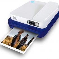 KODAK Smile Classic Digital Instant Camera with Bluetooth (Blue) 16MP Pictures, 35 Prints per Charge – Includes Starter Pack 3.5 x 4.25" ZINK Photo Paper, Sticker Frames Edition