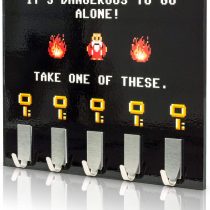 getDigital Dangerous To Go Alone Key Rack - Geeky Home and Office Decor Wall-Mounted Key Holder with 5 Metal Hooks - 21 x 16 cm