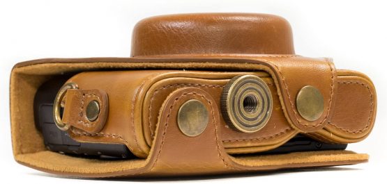 MegaGear Ever Ready Leather Camera Case Compatible with Sony Cyber-Shot DSC-RX100 VI, DSC-RX100 V, DSC-RX100 IV, DSC-RX100 III - Image 2