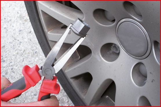KS Tools 150.2023 Wheel nut cap pliers, 200mm - Image 2