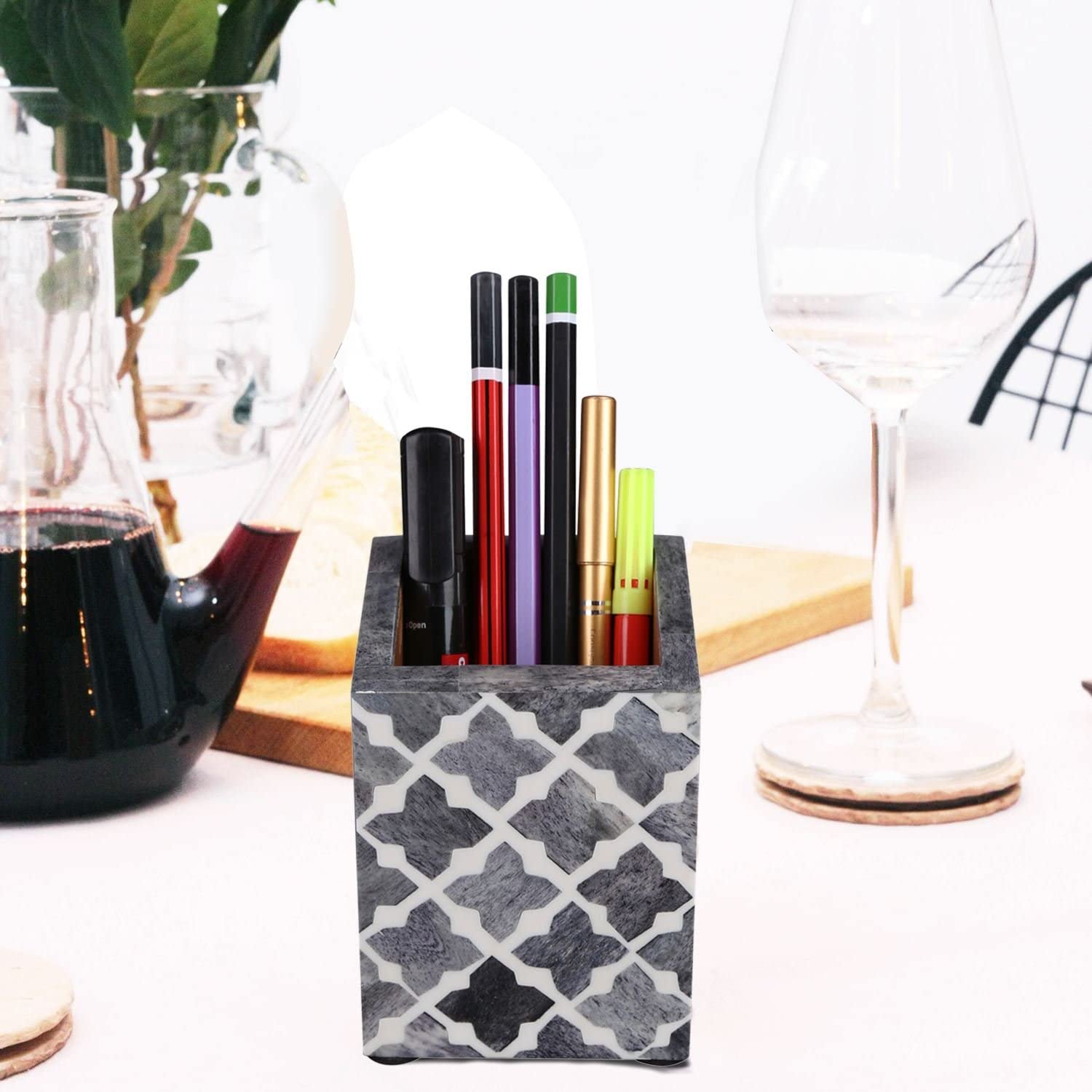 Handicrafts Home Pen Holders Organizers - Pencil Holders and Organizers for Desk - Quatrefoil Slate White - Image 3
