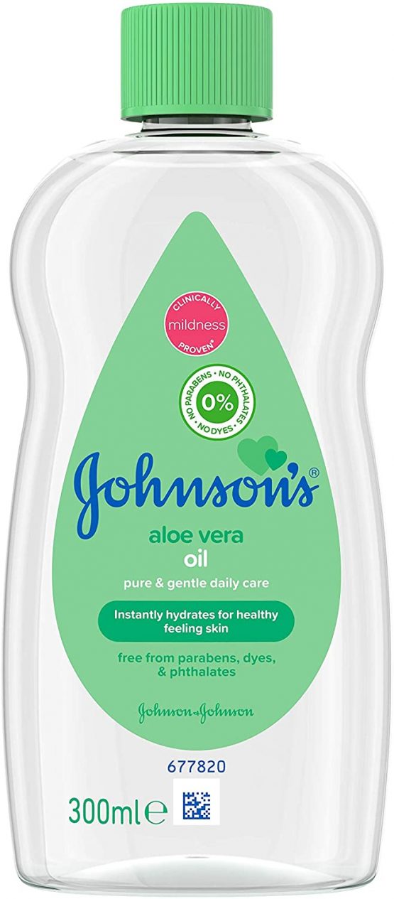 JOHNSON'S Aloe Vera Baby Oil 300ml – Leaves Skin Soft and Smooth – Ideal for Delicate Skin