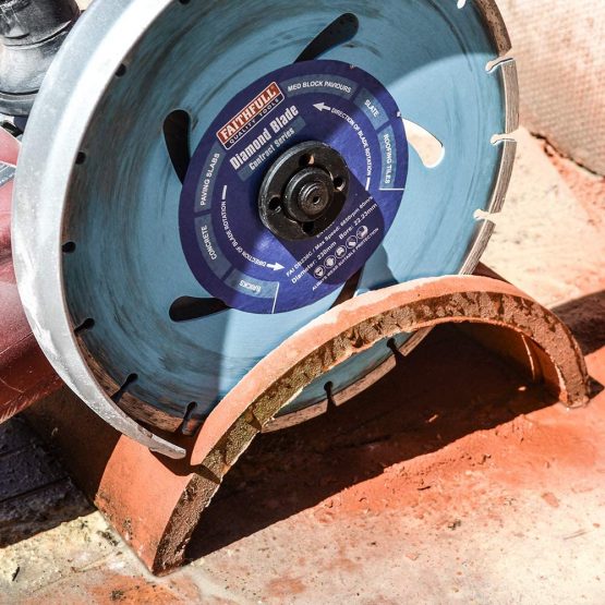Faithfull FAIDB300C Paving Slab, Concrete, Brick and Roofing Tiles, General Purpose Diamond Cutting Blade 300mm (12 Inch) - Image 2
