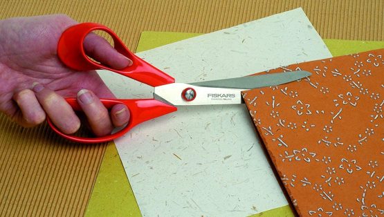 Fiskars Left-Handed General Purpose Scissors, Scissors Length: 21 cm, Steel/Synthetic Material, Classic, 1000815 - Image 3
