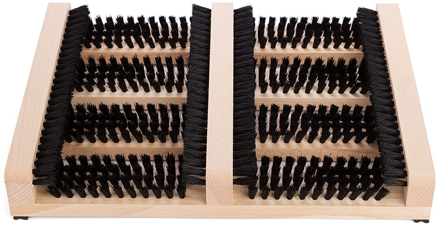 Iris Hantverk Wooden Outdoor Doormat Boot Scraper with Nylon Bristles