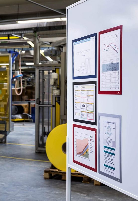 Durable DURAFRAME Magnetic Frame | A3 Format in Red | Pack of 5 Frames | Document Frame for Professional Internal Signage - Image 3