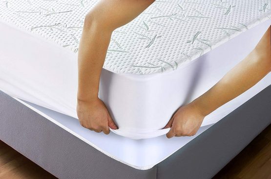 Utopia Bedding Waterproof Bamboo Mattress Protector - Double (135 x 190 cm), Premium Mattress Cover, Breathable, Fitted Style All Around Elastic - Image 2