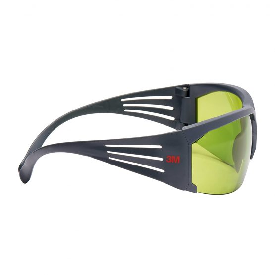 3M SecureFit Safety Glasses, Grey frame, Anti-Scratch, Welding Shade 1,7 Lens, SF617AS-EU - Image 3