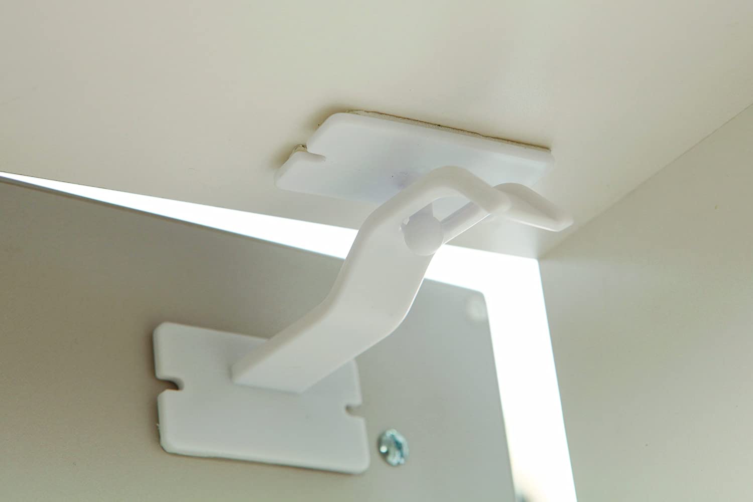 Dreambaby Dual Action Adhesive Double Locks (Pack of 2, White), 2 Pack - Image 3