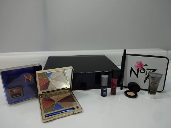 No7 Beauty Bundle Gift Hamper For Her, Face & Eye Shadow Palette, Eye Liner, Lip Glaze, Mascara, Nail Colour, Gift Box Hamper For Her - Image 2