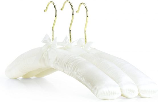 Hangerworld 4 Ivory Satin 43cm Padded Cushioned Coat Garment Dress Clothes lingerie Bridal hangers.