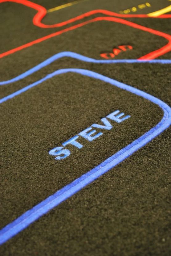 AUTO IN MOTION CAR PARTS & ACCESSORIES E2Y11761 Set of Car Floor Mats, Custom Fit - Image 2