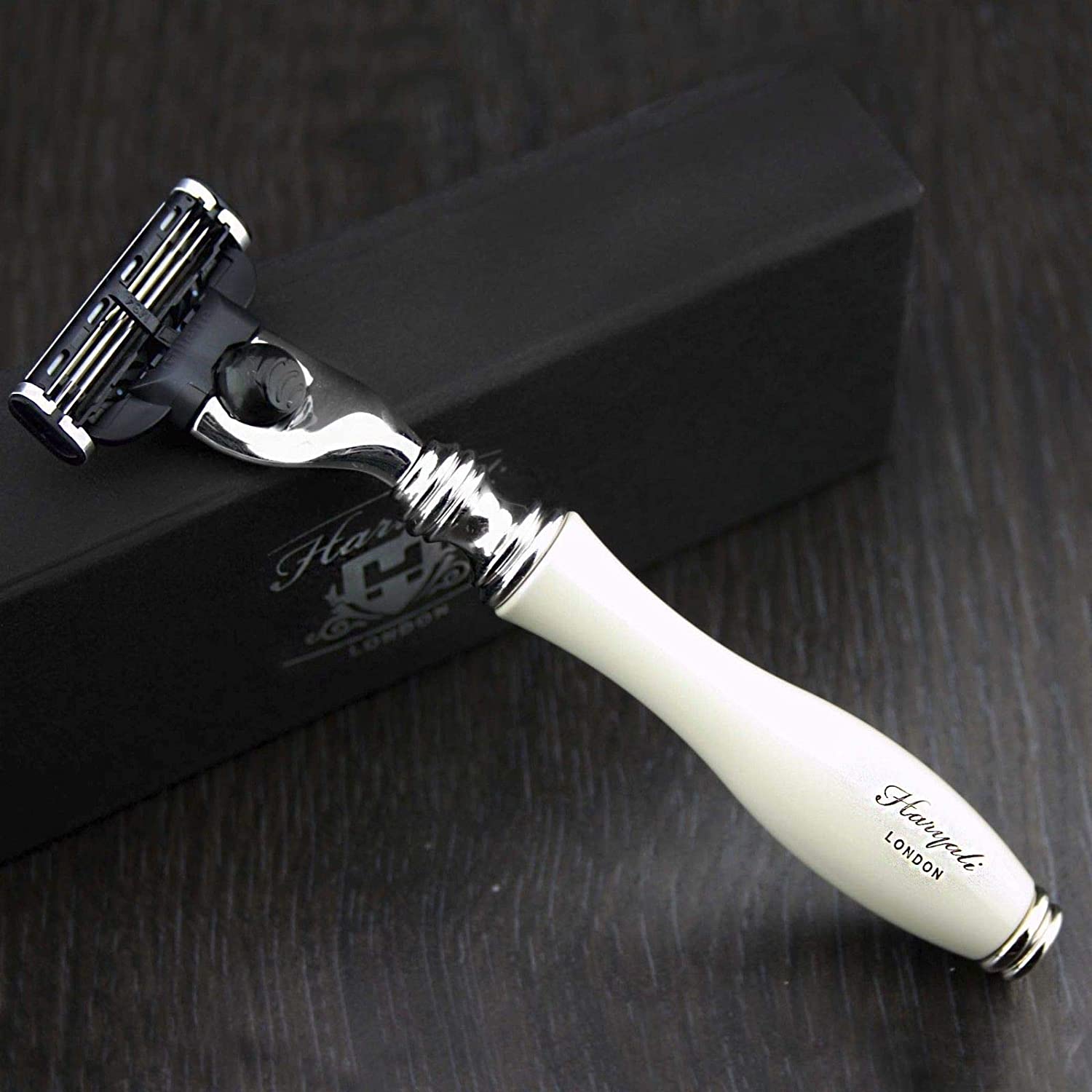 Haryali London Shaving Razor, 3 Edge Shaving Blade Shaving Razor, Elegant and Unique Design Women and Mens Razors for Shaving