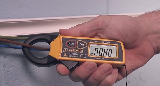 Martindale CM51 300 A AC Auto Ranging Mini Current Clamp Meter - Image 2