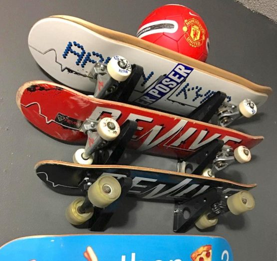 StoreYourBoard Skateboard Rack - 3 Boards - Image 4