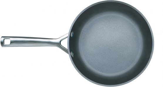 Le Creuset Toughened Non-Stick Shallow Frying Pan, 26 cm, Black, 962030260 - Image 2