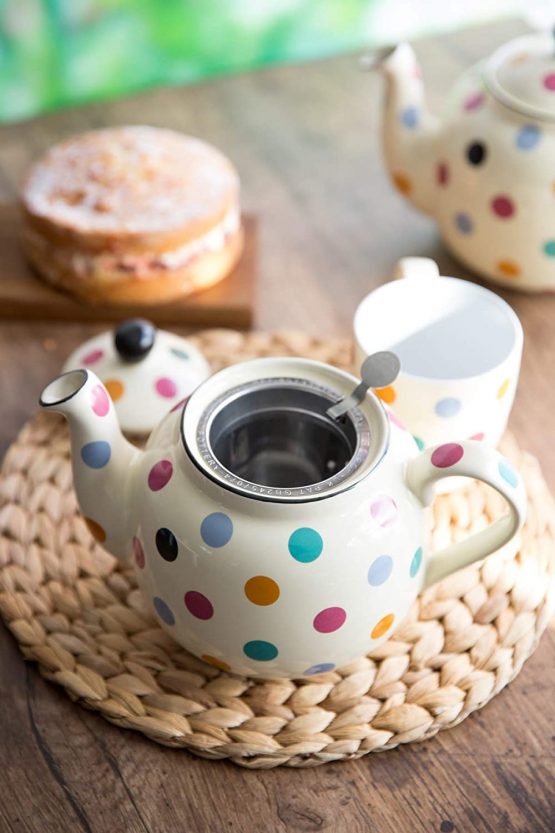 London Pottery 78416 Farmhouse Polka Dot Teapot with Infuser, Ceramic, Ivory/Multicolour Polka Dots, 6 Cups (1.5 Litre) - Image 2