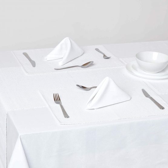 HOMESCAPES - Four - Cream - Napkins - 100% Cotton - 18 x 18 Inch (45 x 45 cm) Easy Care Table Hand Woven Napkins - Washable at 40 Deg C - Image 3