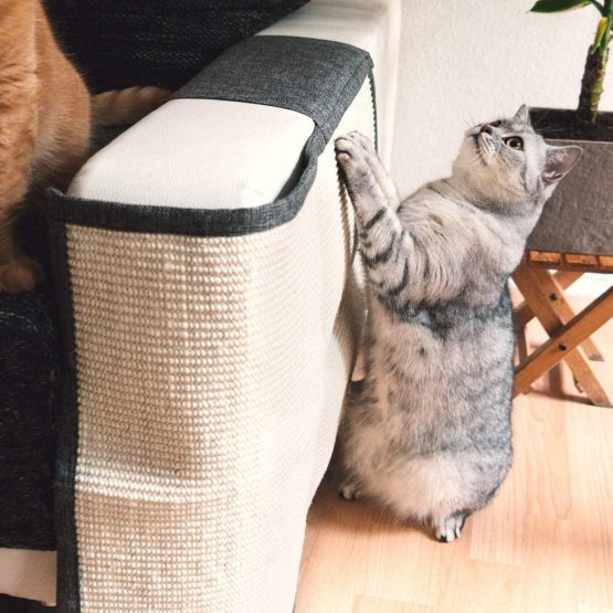 Navaris Cat Scratch Mat Sofa Shield - Natural Sisal Furniture Protector Scratching Pad for Cats - Scratch Carpet for Couch, Sofa, Chair - Left - Image 2