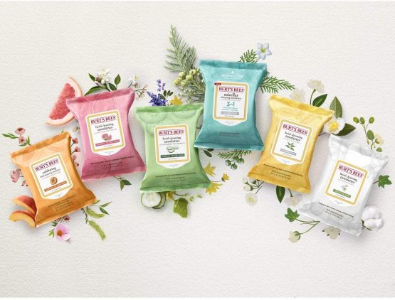 Burt's Bees 99.1% Natural Facial Cleansing Towelettes, Face Wipes for Normal Skin with White Tea Extract, 30 Count - Image 4
