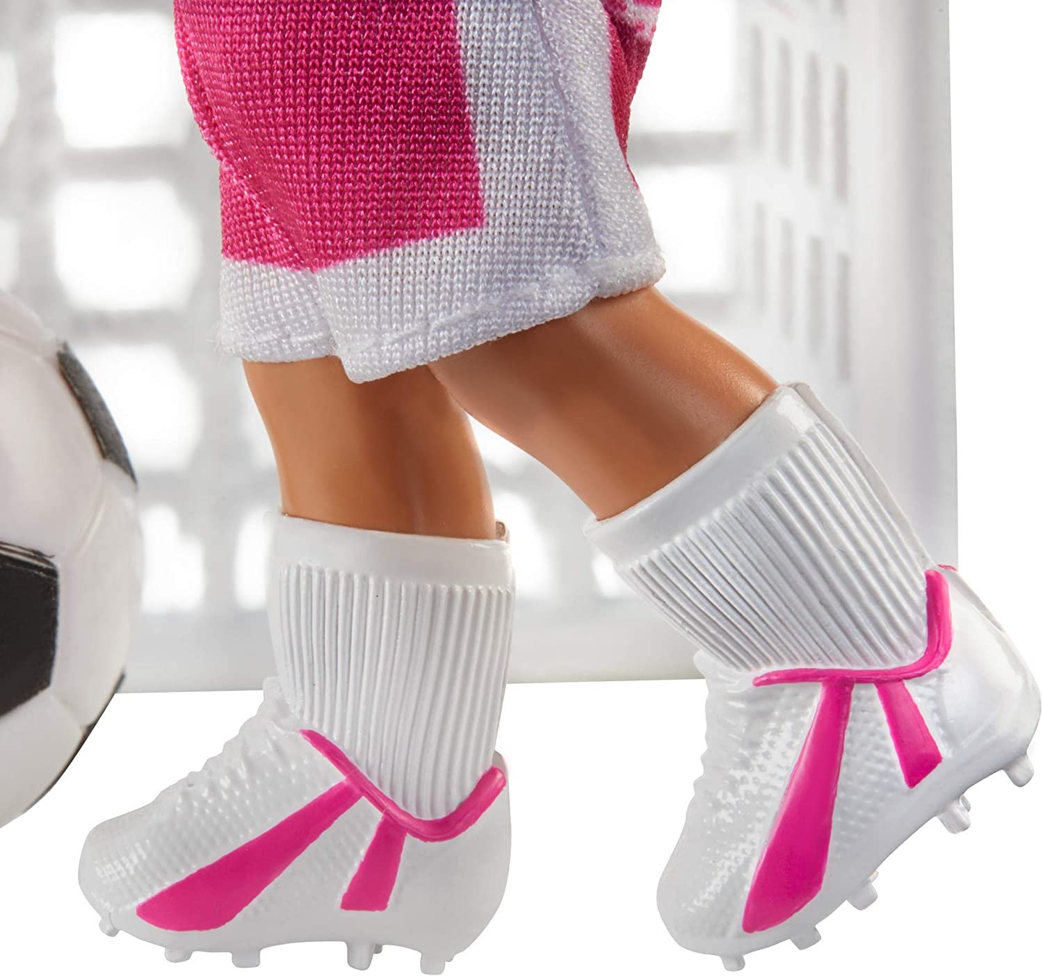 Barbie GJM71 Soccer Coach Dolls - Image 4
