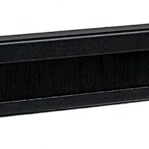 StarTech 1U High-density Brush Strip Cable Management Panel - Sturdy Steel Horizontal Data Centre Cable Management Panel (CMBRUSH1U)