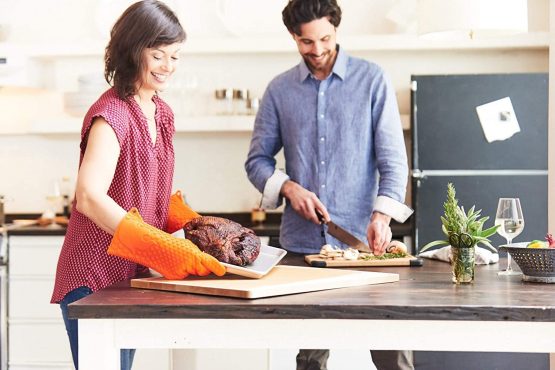 Jolly Green Products BBQ Oven Gloves | Best Versatile Heat Resistant Grill Gloves| Insulated Silicone Oven Mitts for Grilling | Waterproof | Full Finger, Hand, Wrist Protection | 3 Sizes - Image 2