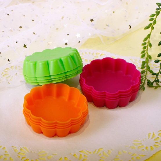 Webake 12 Pcs Tart Tins Mini Quiche Dishes Silicone Tart Mould Non-Stick Round Fluted Flan Pan Pie Tin Cake Baking Tray Multi Colour 8x2.2cm / 3.14"x0.86 - Image 4