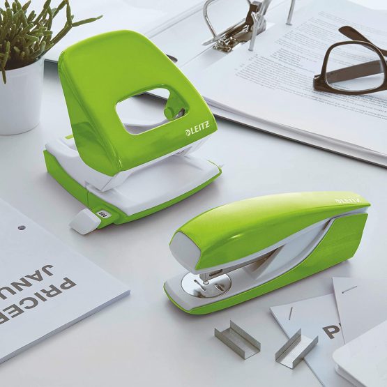 Leitz 55022054 Stapler, 30 Sheet Capacity, Ergonomic Metal Body, Includes Staples, WOW Range, Green - Image 3