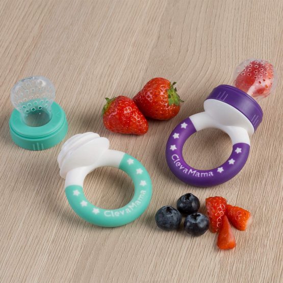 ClevaMama ClevaFeed Baby Fruit Feeder, Twin Pack of Pacifiers for Weaning and Teething with 2 Extra Silicone Teats (6 Months+) - 5 g - Image 2