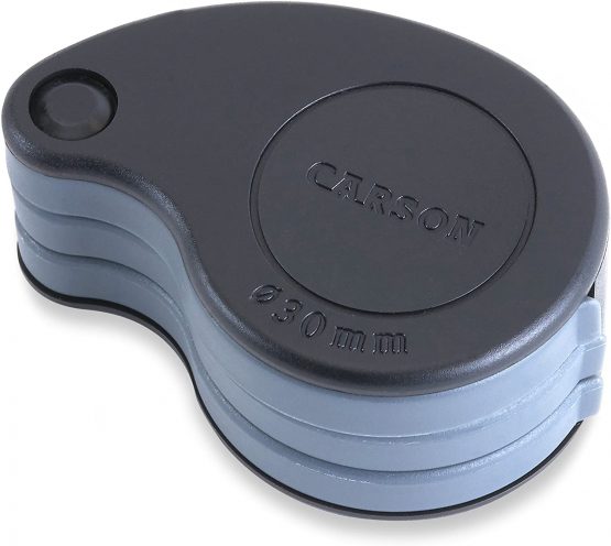 Carson TV-36 3x/5.5x/8.5x TriView Folding Loupe with Built-In Case, Black - Image 2