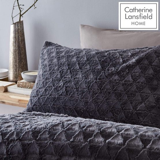 Catherine Lansfield Soft Touch Diamond Fur Single Duvet Set Grey - Image 2
