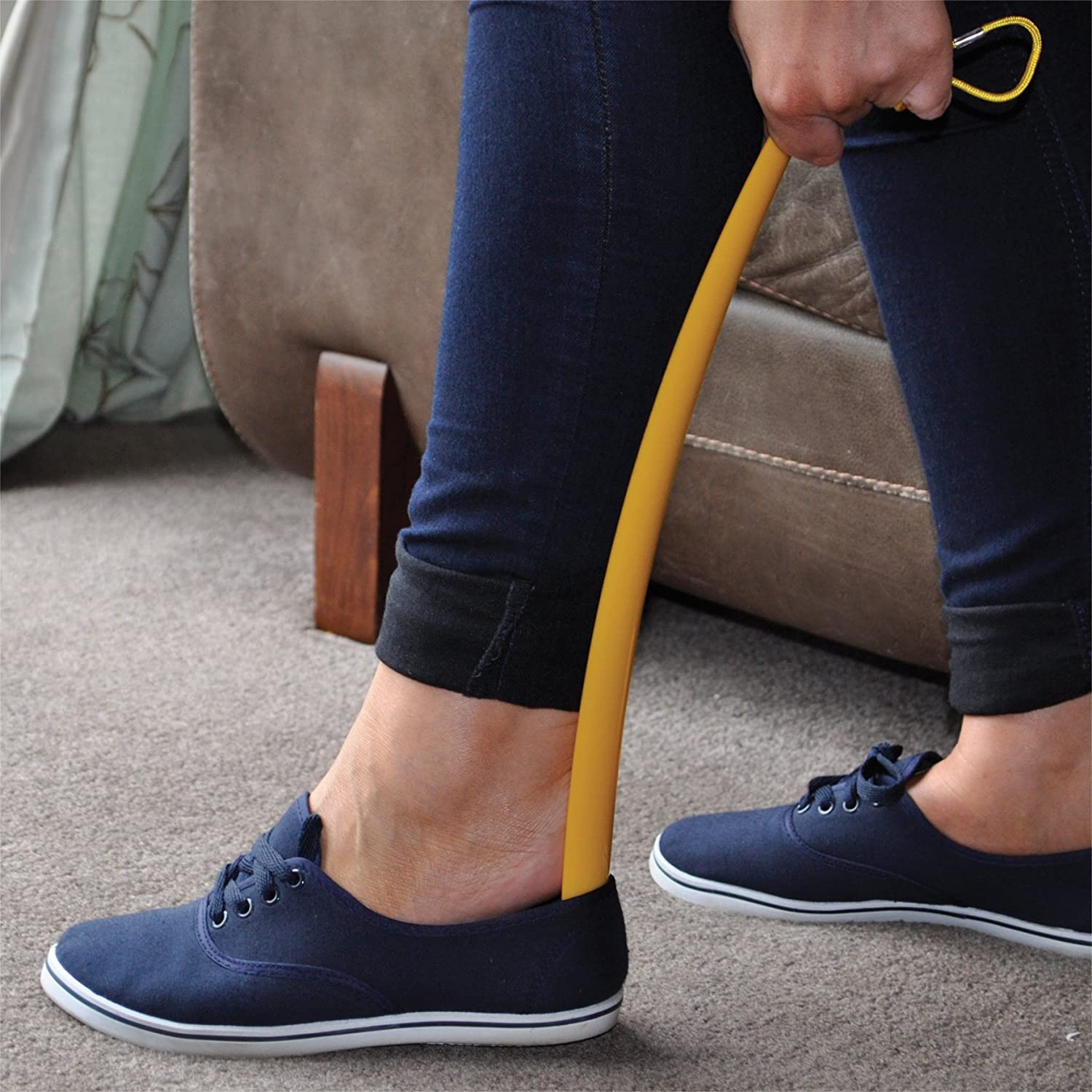 Aidapt Long Handled Comfortable 400mm Shoe Horn for use with Shoes Boots and Trainers Aid, 1 Pack/S - Image 2