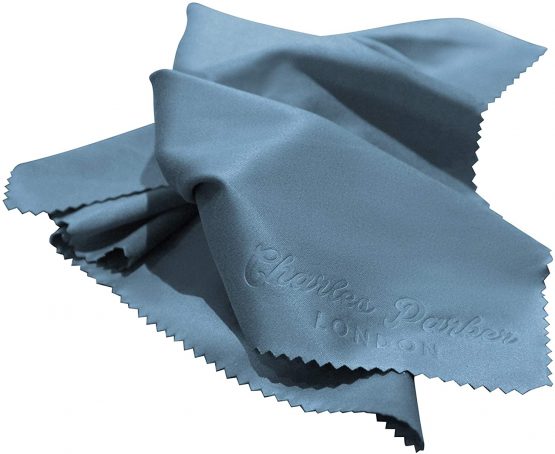 Extra Large Microfibre Cleaning Cloths for Cleaning Camera Lens and TV Screens - 3 Pack of Glasses Cleaner E Cloth – Washable, Non-Scratch, Smudge- and Lint-Free Microfibre Cloths (30cm x 30cm) - Image 4