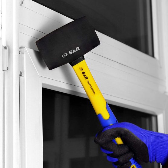 S&R Rubber Hammer Black 65 mm, 680g with Non-Slip fibreglass Handle - Image 3