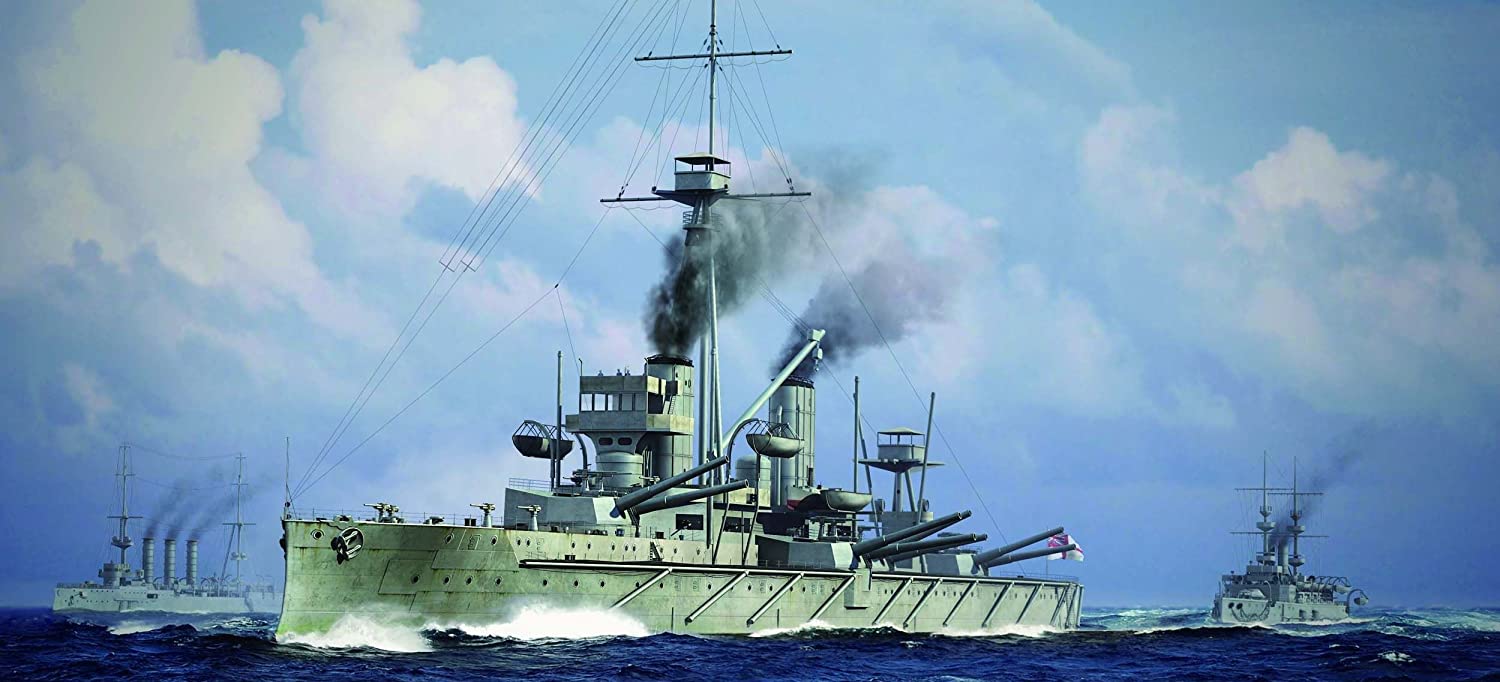 Trumpeter 1:700 - HMS Dreadnought (1915), Various, Mittel