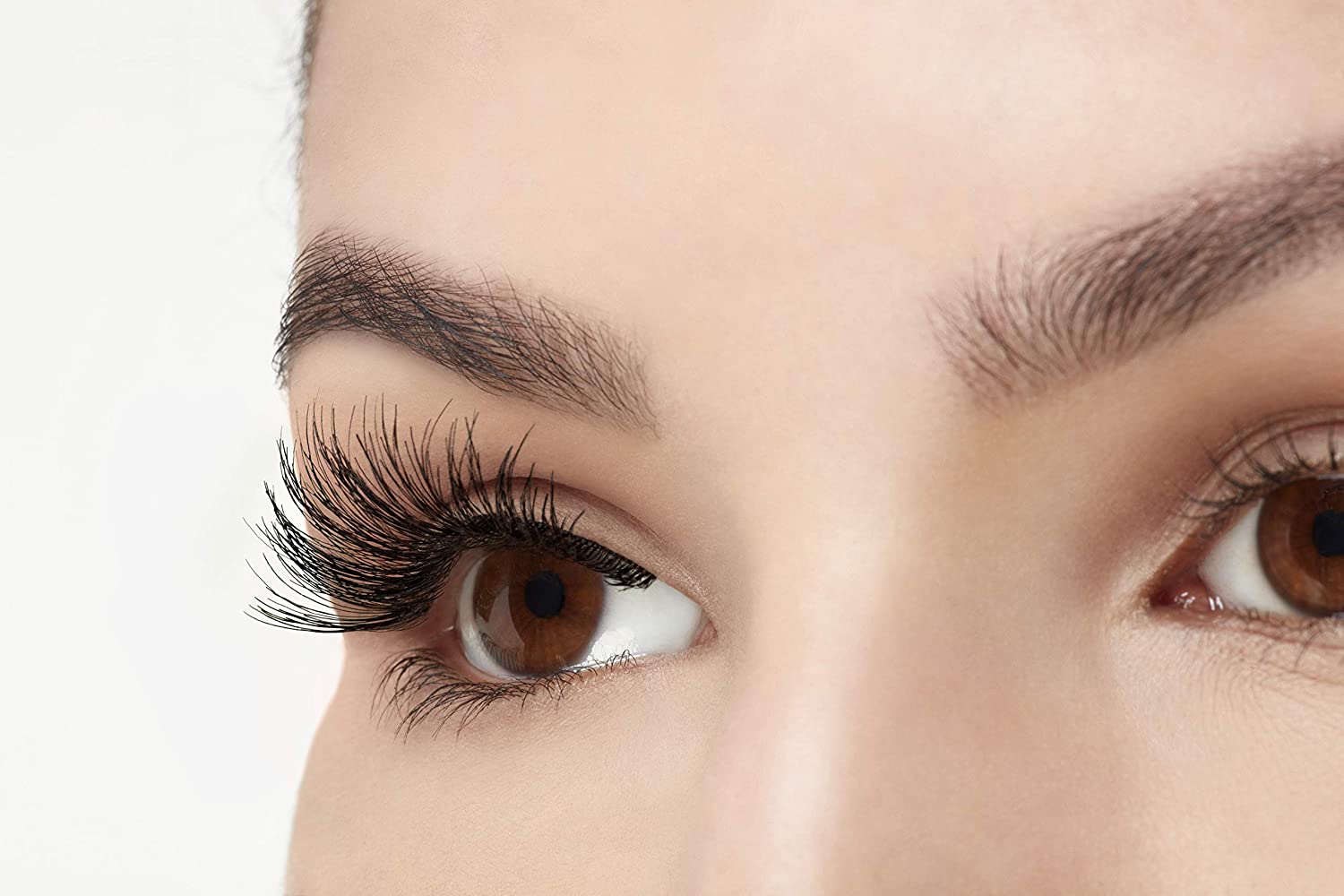 Ardell Wispies 113 False Eyelashes, Duo Adhesive Included, Medium Volume, Long Length, Vegan Friendly, 1 Pair (Pack of 1) - Image 4