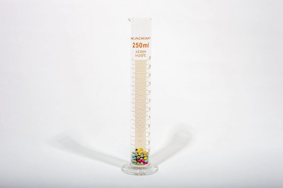 KING SCIENTIFIC GLASS MEASURING CYLINDER (GRADUATED BOROSILICATE GLASS) 250ML