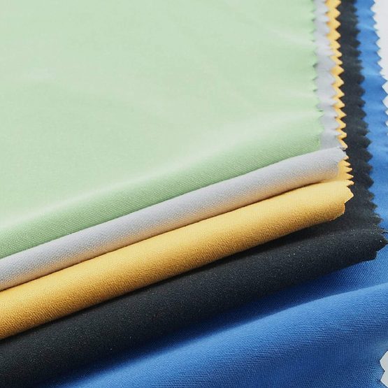 Kare & Kind 5x Microfiber Cleaning Cloths - 8 x 8 inches - for Cleaning Glasses, Eyeglasses, Camera Lens, iPad, Tablet, Smartphone, Laptop, Computer, TV and LCD Screens and other Delicate Surfaces - Image 4