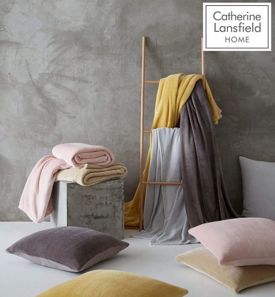 Catherine Lansfield Extra Large Raschel Velvet 200 x 240 cm Throw Charcoal - Image 3