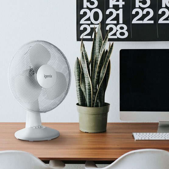 Igenix DF1610 Portable Desk Fan, 16 Inch, 3 Speed, Quiet Operation, Oscillating, Desktop/Bedside Fan, Ideal for Home and Office, White - Image 2
