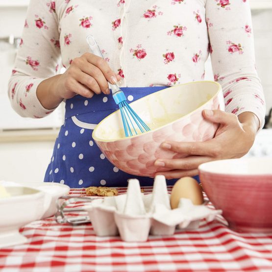 Relaxdays 10028014_45 3-Piece Baking Kit, Basting Brush, Dough Spatula & Whisk, Silicone Kitchen Utensils, Blue, PS - Image 2