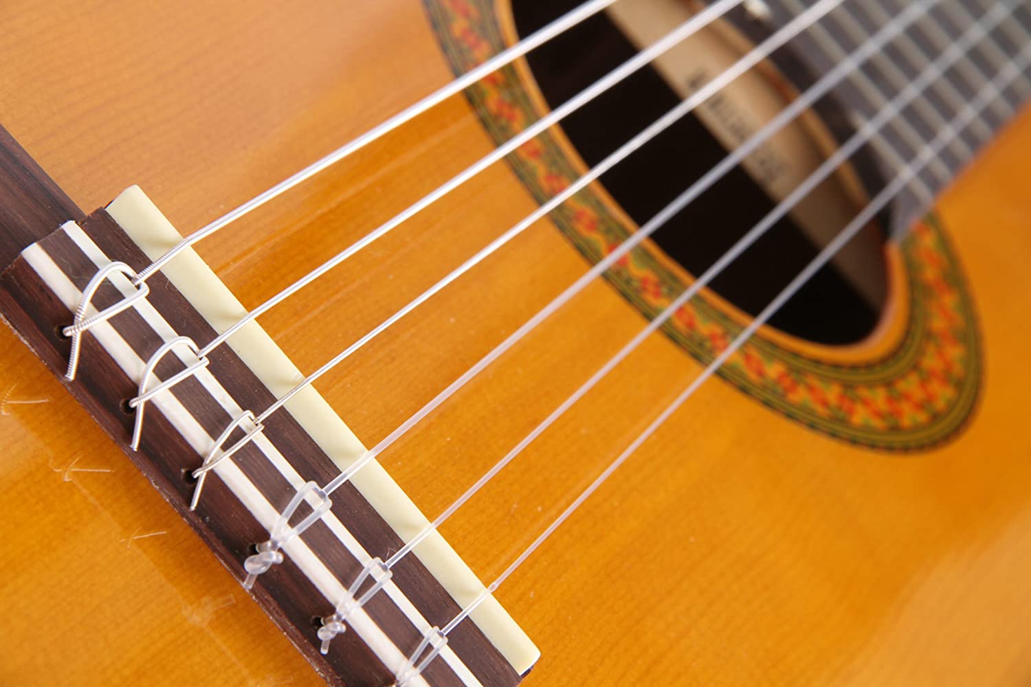 Yamaha CX40 Electro Classical Guitar - Affordable, Quality Instrument with Built-In Pickup, Natural, 100 cm - Image 3