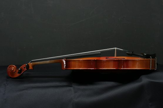 Stentor Student II Violin Outfit 4/4 Size, Premium Quality Violin with Wood Bow, Lightweight Case, Steel Core Strings & Accessories (1500A - 4/4 Size) - Image 2