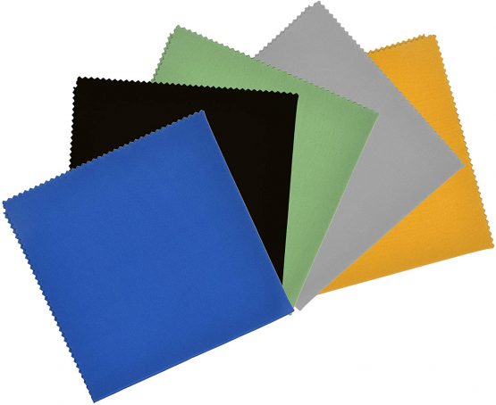 Kare & Kind 5x Microfiber Cleaning Cloths - 8 x 8 inches - for Cleaning Glasses, Eyeglasses, Camera Lens, iPad, Tablet, Smartphone, Laptop, Computer, TV and LCD Screens and other Delicate Surfaces