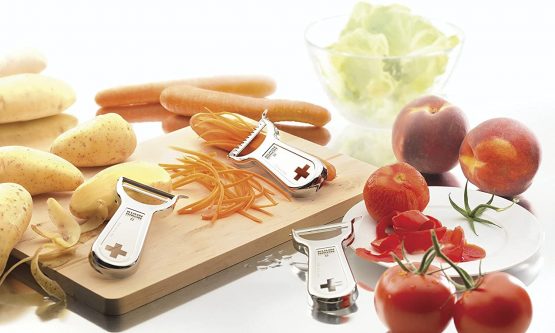 Kuhn Rikon 2777 Metallic Swiss Peeler, Silver, 4 Inches - Image 3