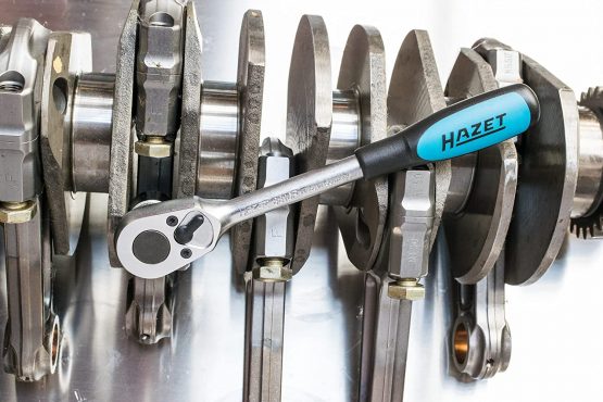 Hazet 10mm/ 3/8-inch Reversible Ratchet - Image 2